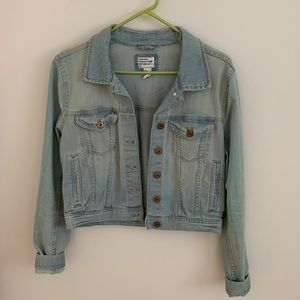 Forever 21 light denim jacket size L